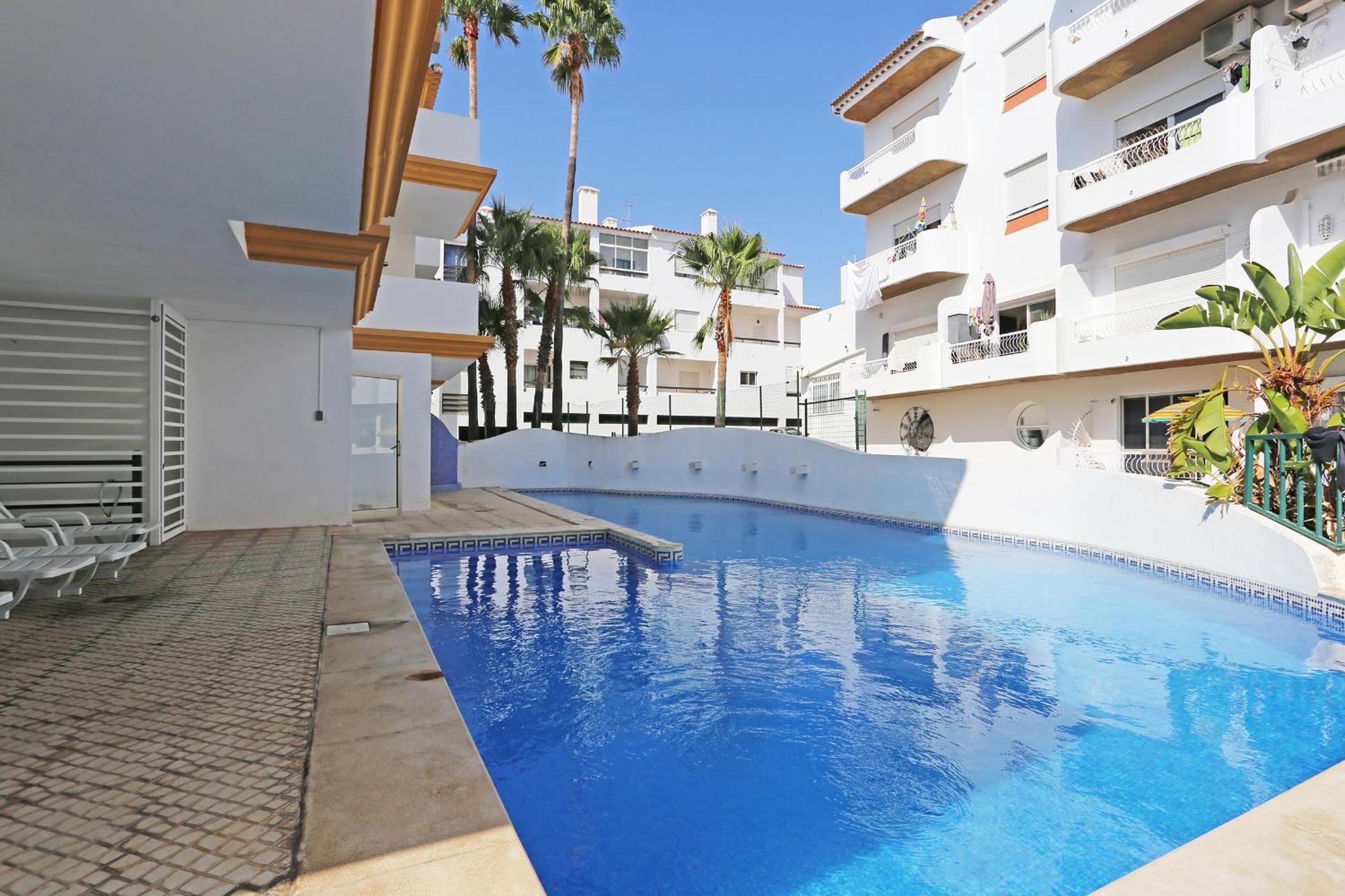A32 - Lancemar Flat In Apartment *